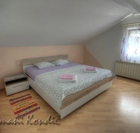 Kondic Apartament Omišalj