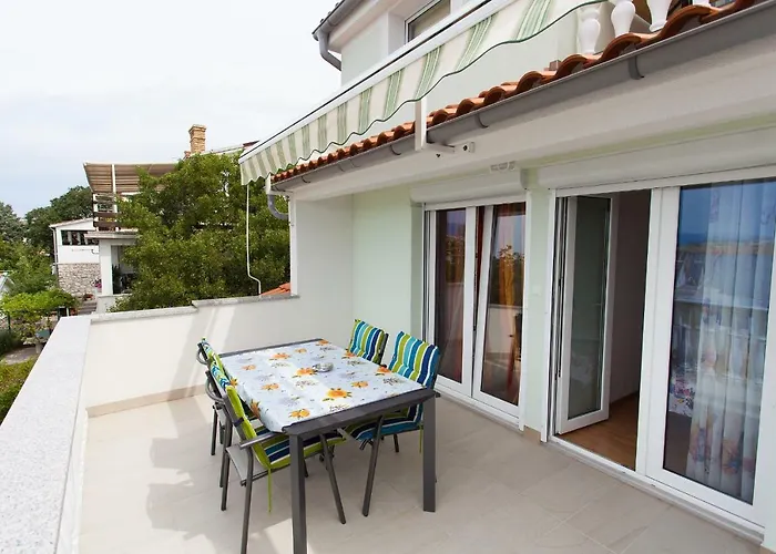 Apartman Kondic * Omišalj