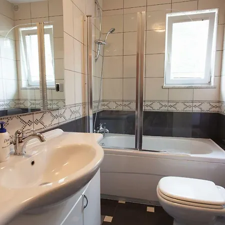 Apartment Kondic Omisalj